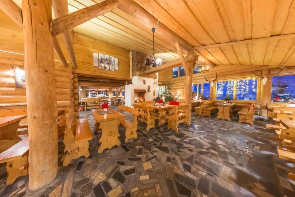 Pensjonat Laworta Ski Ustrzyki Dolne Exteriér fotografie