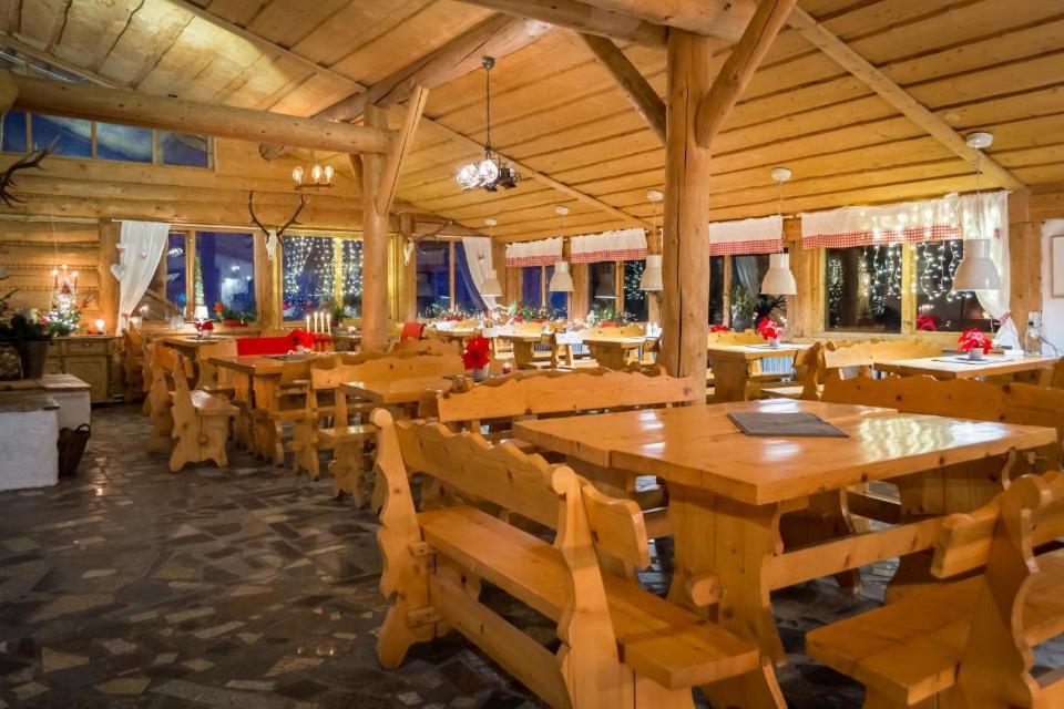 Pensjonat Laworta Ski Ustrzyki Dolne Exteriér fotografie