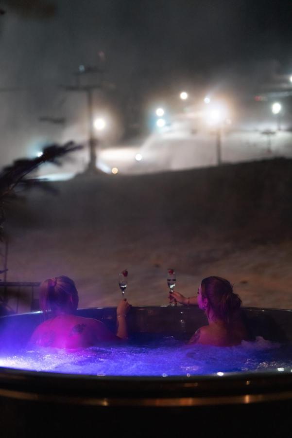 Pensjonat Laworta Ski Ustrzyki Dolne Exteriér fotografie